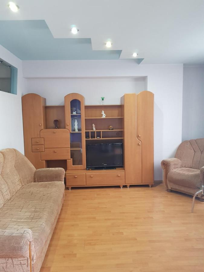 Apartment-14 In The Center Of Γιερεβάν Εξωτερικό φωτογραφία